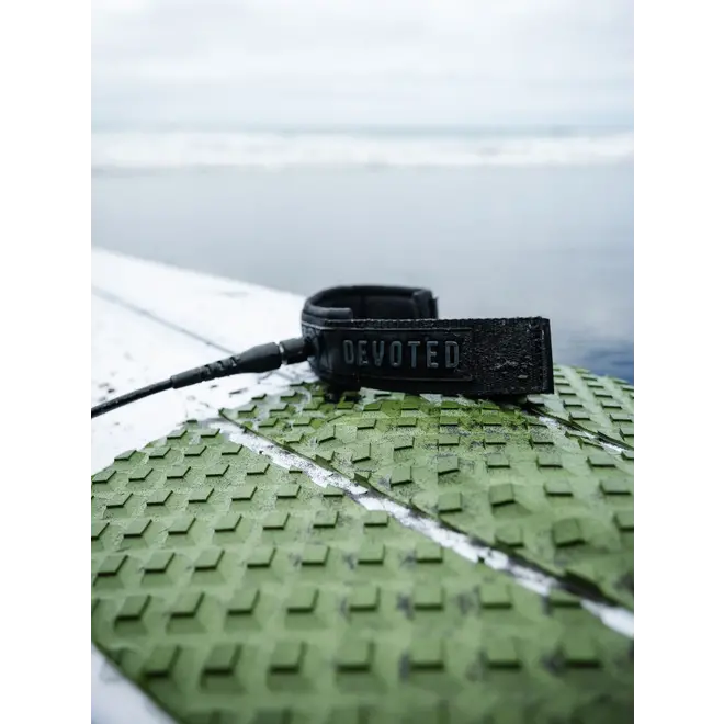 Devoted Core Series 5ft Comp Leash (6mm) Black-black