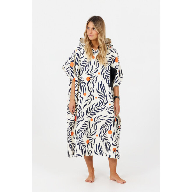 After Surf Poncho Tech Pocket Feather Leaves