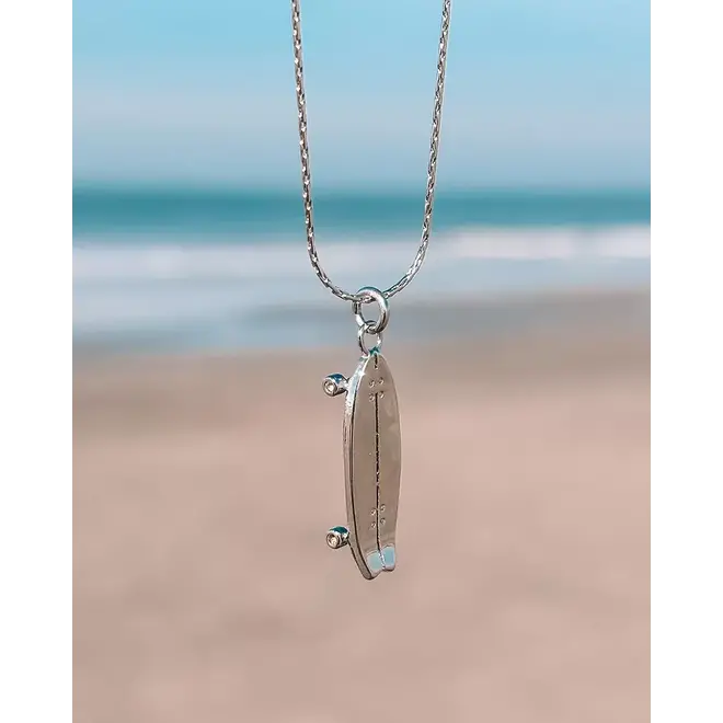 Laguna Treasures Ocean Necklace Surfskateboard Silver