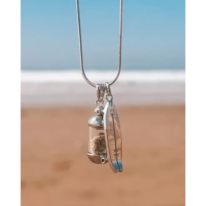 Laguna Treasures Beach Pendant Necklace Surfskateboard Silver