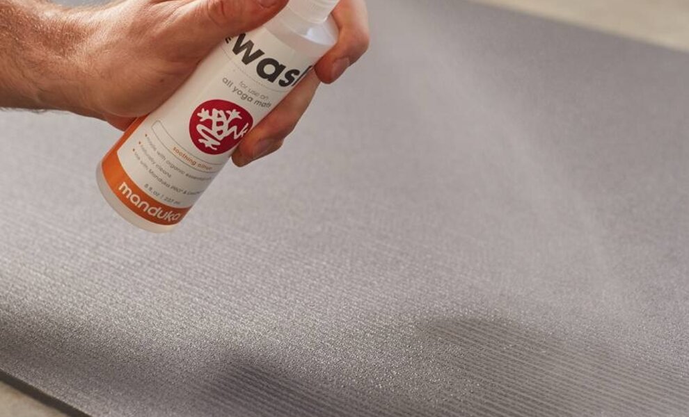 Wie Du Deine Yogamatte richtig reinigst 