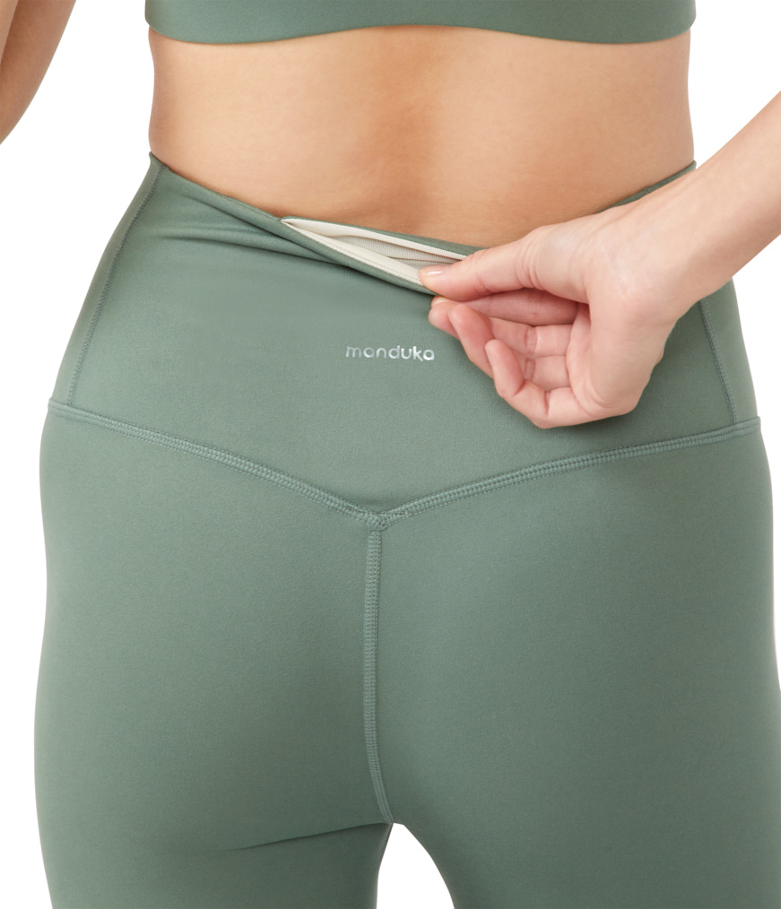 Manduka Essence Legging - Laurel Wreath 