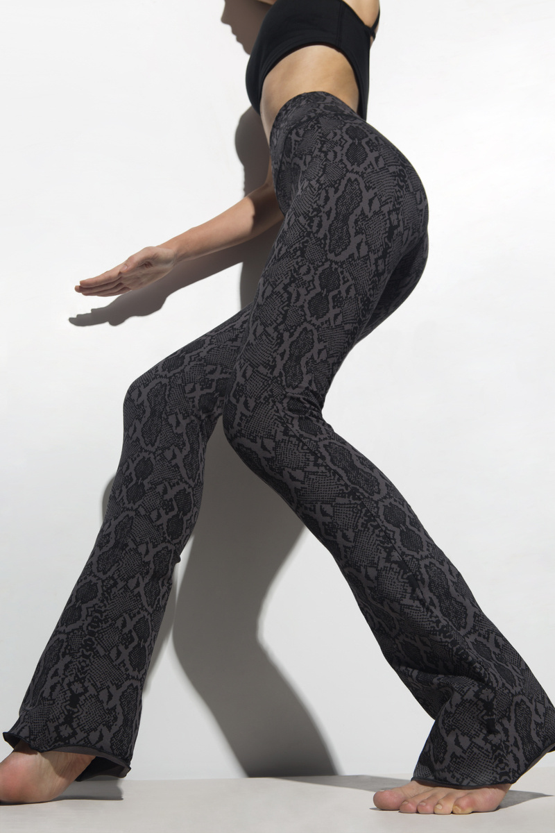 Funky Simplicity High Waist Flares 84cm - Black Gray Snake