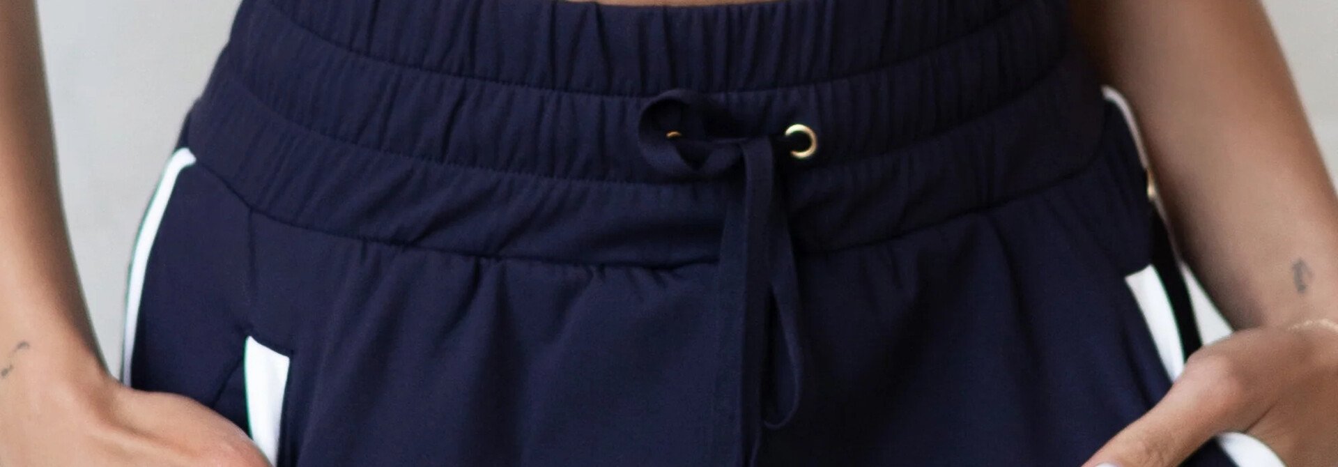 House of Gravity Active Shorts - Deep Blue Moonstone
