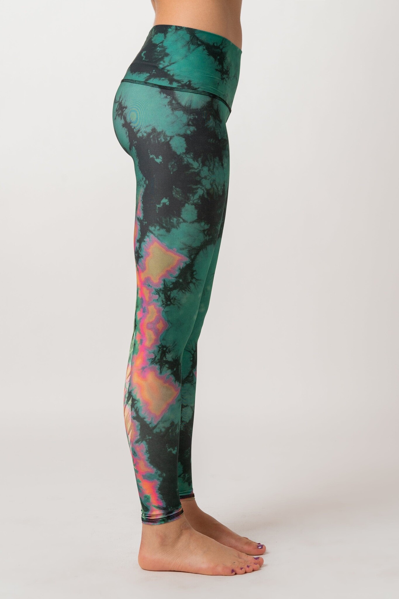 Teeki Yoga Leggings - Eagle Feather Green - Yogisha Amsterdam