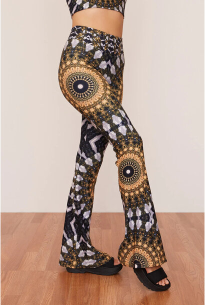 Wolves Flared Pants 'Long Leg' - Noor