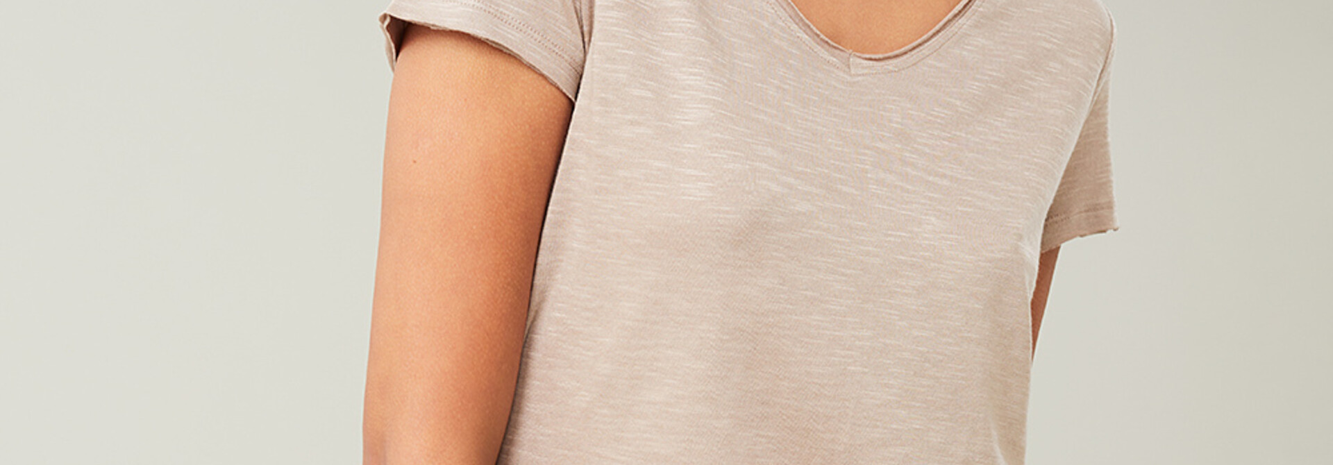 Mandala Luna V-Neck T-shirt - Jupiter