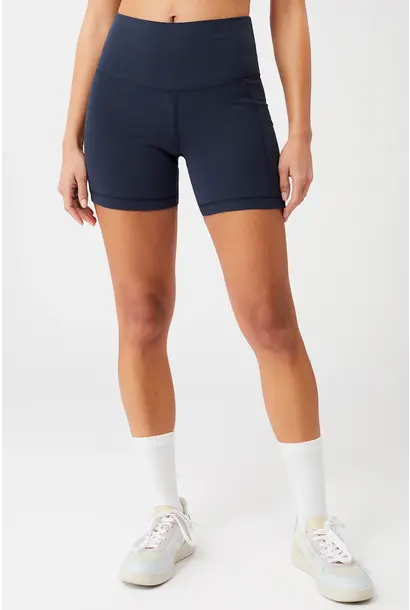 Mandala Sprinter Shorts – Saphir