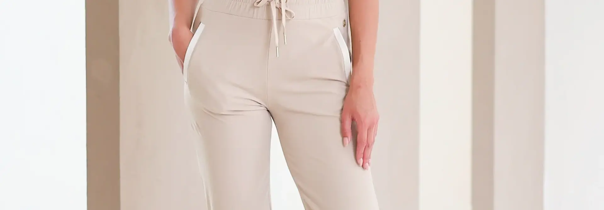 House of Gravity Active Track Pants - Light Ivory