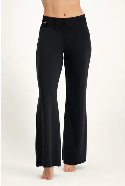 Urban Goddess Flow Yoga Pants - Onyx Black