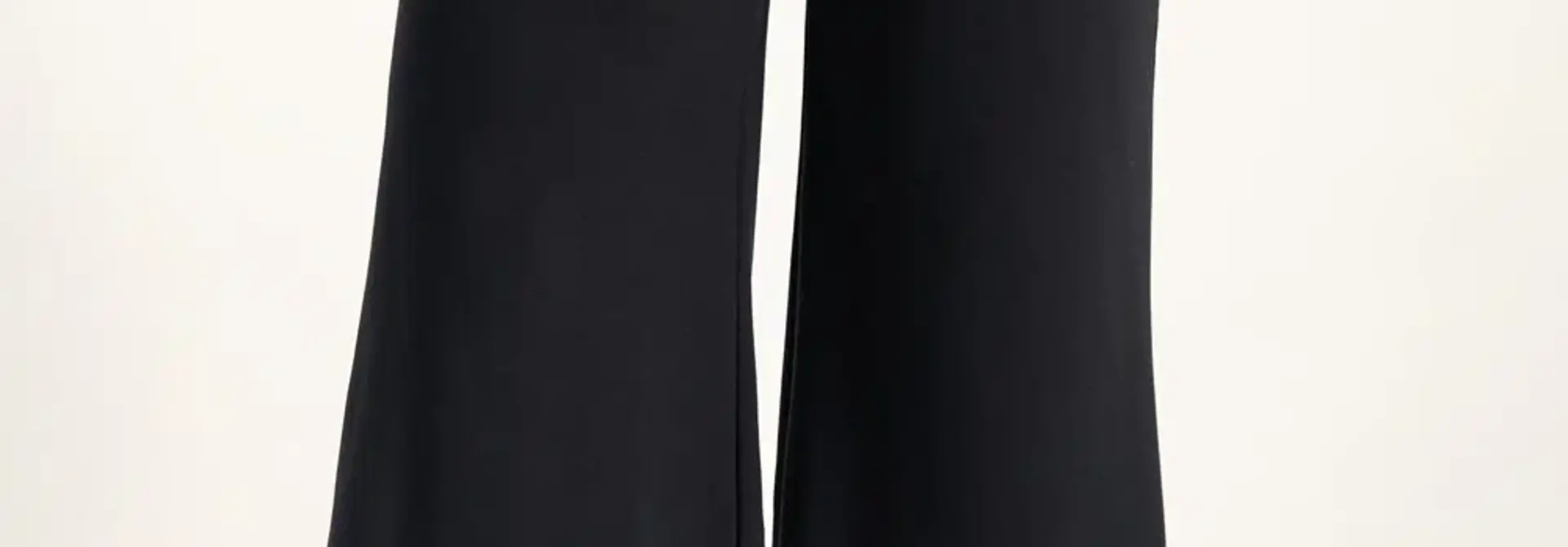 Urban Goddess Flow Yoga Capri - Onyx Black