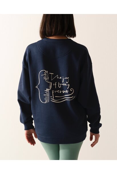 Spica Sweatshirt The Joy Of Being Present – Marineblau