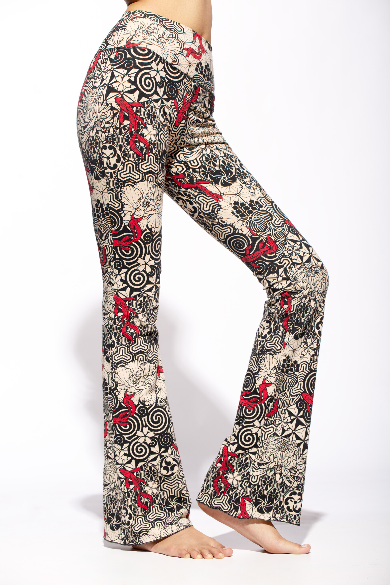 Funky Simplicity Flares 'Long Leg' - Cream/Black Nagomi-1