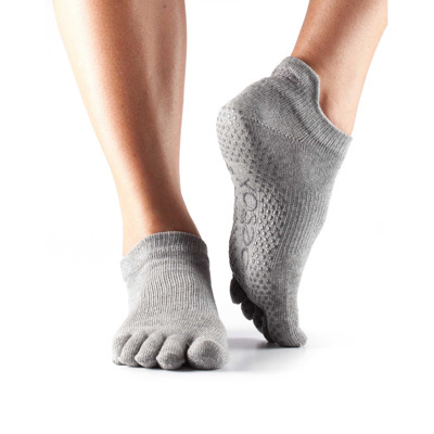 Toesox Yoga Socks Low Rise Closed Toe - Heather Grey-1