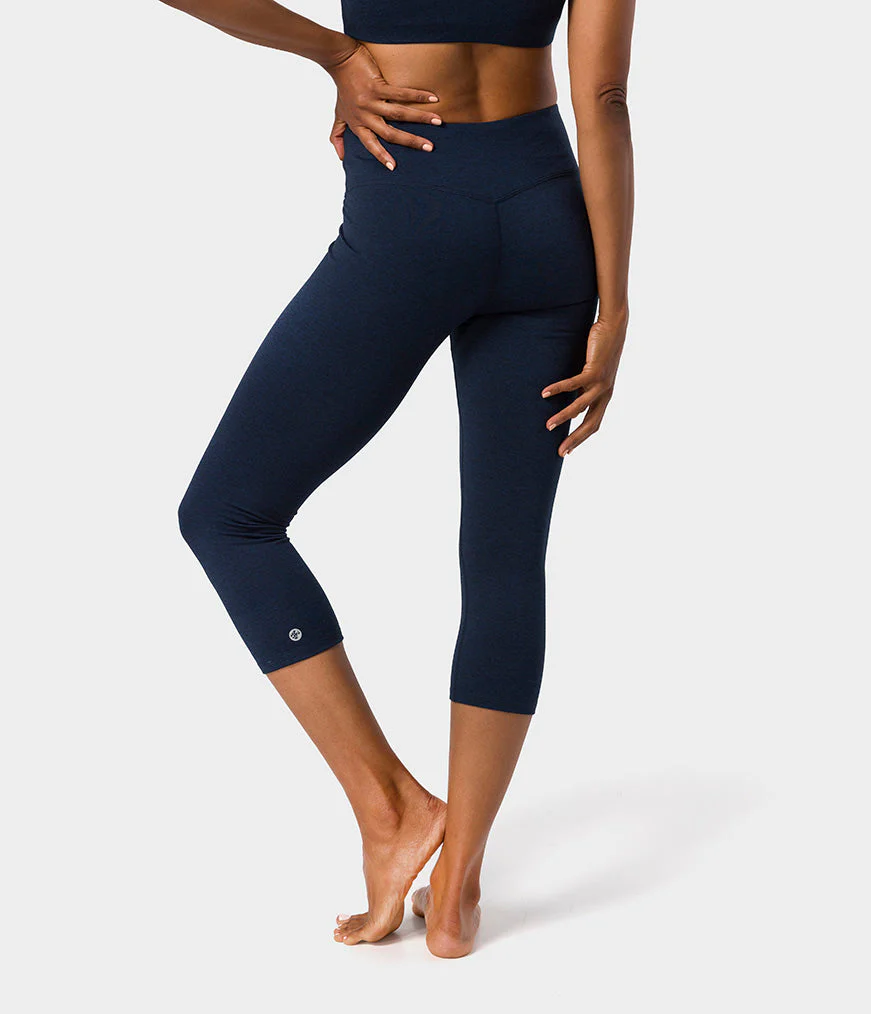 Manduka Dhara Capri - Midnight Heather-3