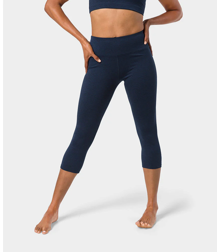 Manduka Dhara Capri - Midnight Heather-1