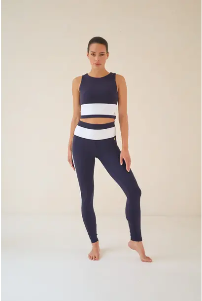 House of Gravity Das Gravity Crop Top - Dunkelblau x Weißtopas