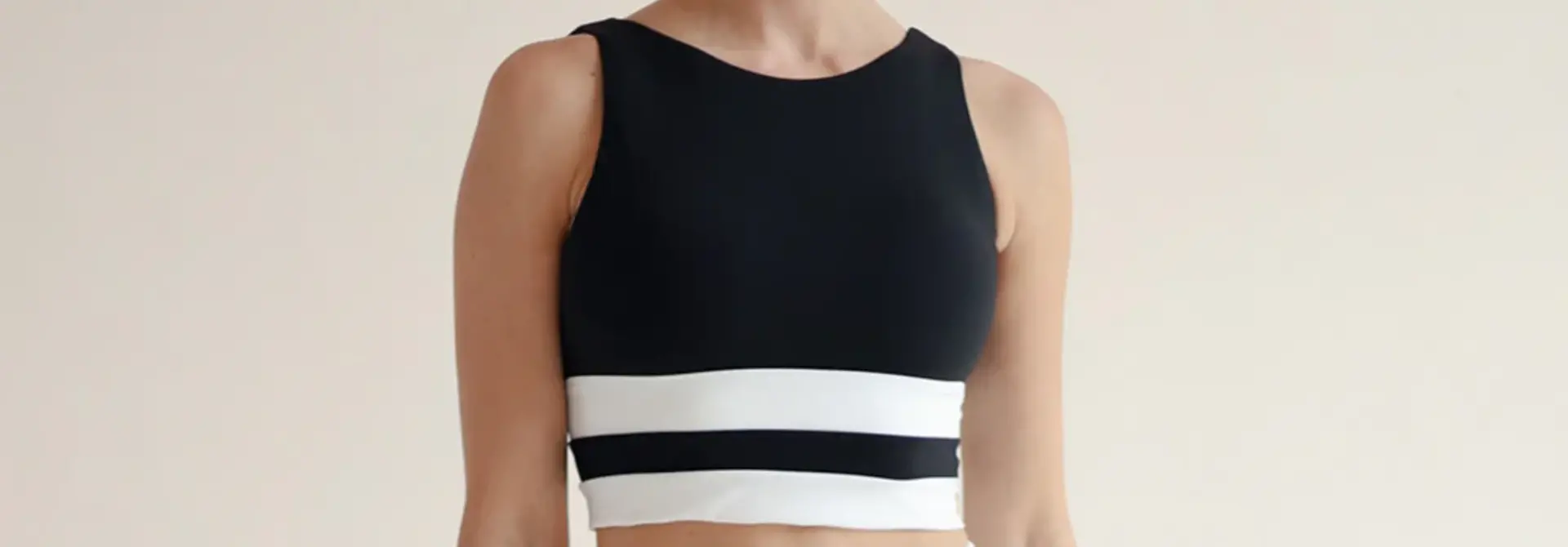 House of Gravity Divine Crop Top - Black Sapphire x White Topaz