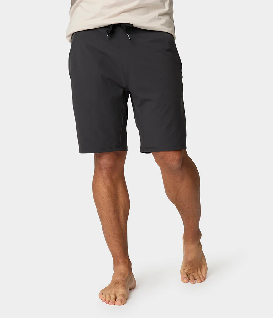Manduka CNTR Short - Phantom-1