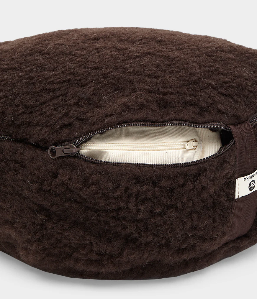 Manduka Wollen Meditatiekussen - Cacao-3