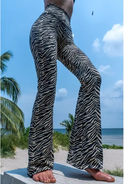 Funky Simplicity Flares 'Long Leg' - Cream/Black Zebra