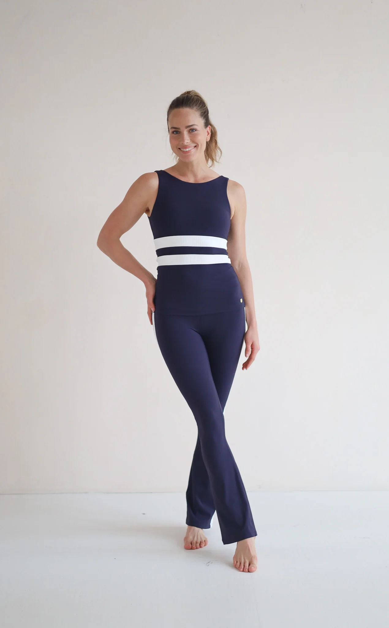 House of Gravity Divine Tank Top - Deep Blue x White Rib-4