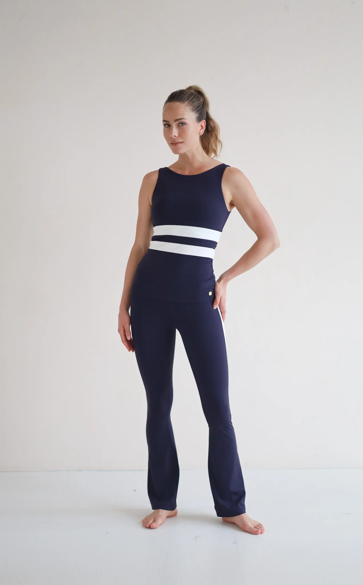 House of Gravity Divine Tank Top - Deep Blue x White Rib-5