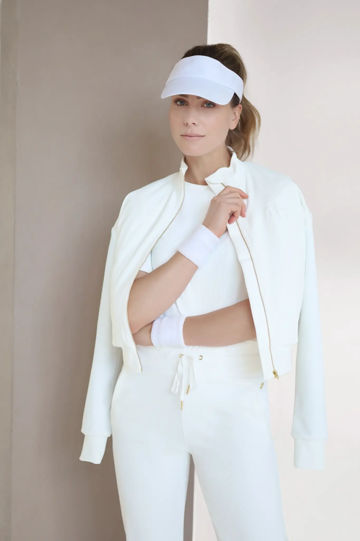 House of Gravity Active Basic Tee - White Rib-3