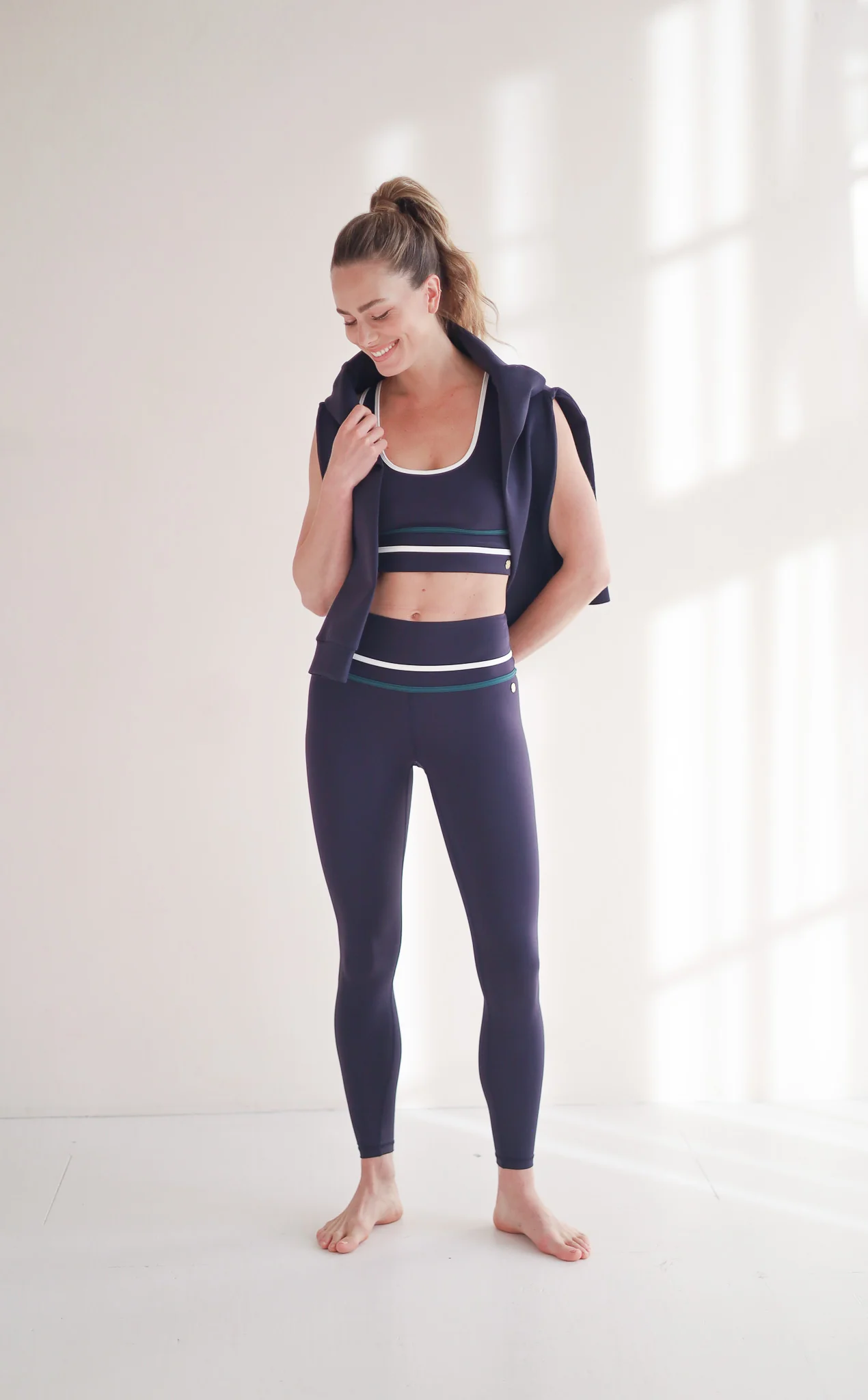 House of Gravity Line Leggings - Blue x White x Green-4