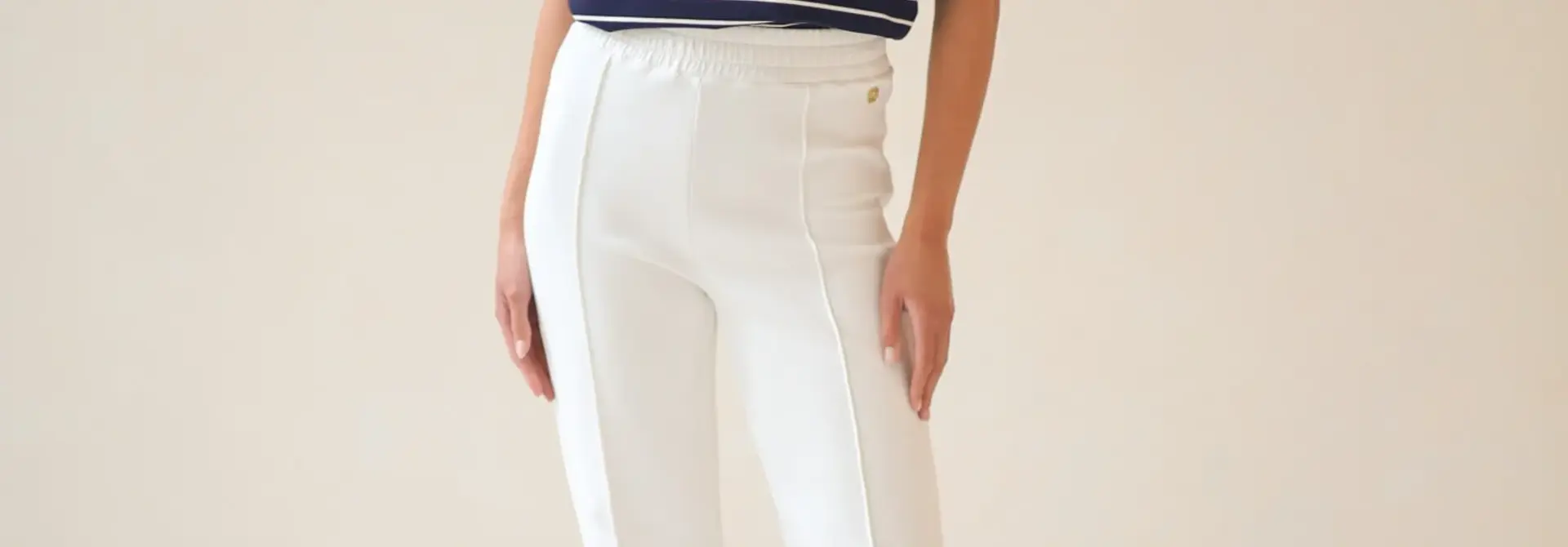 House of  Gravity Relaxed Fit Trouser - Off-White