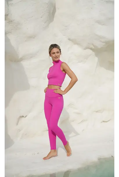 House of  Gravity Turtle Zipper Crop Top - Bright Pink Sapphire