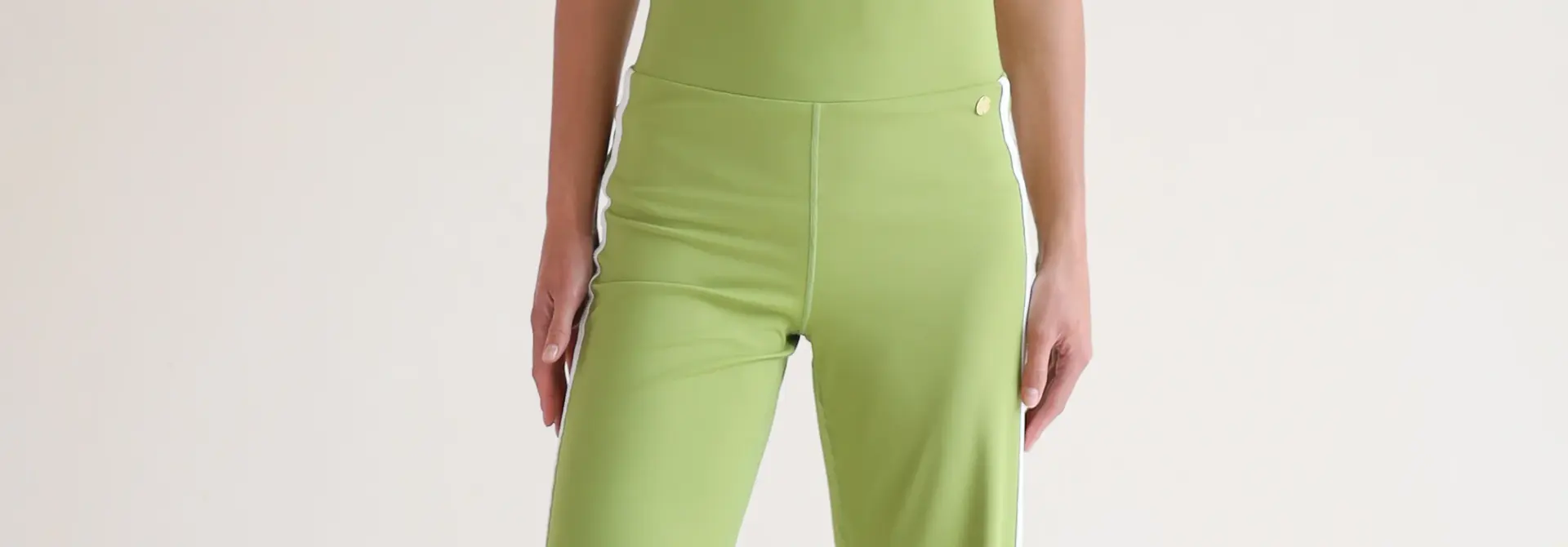 House of Gravity Streifenhose – Matcha-Grün x Weiß