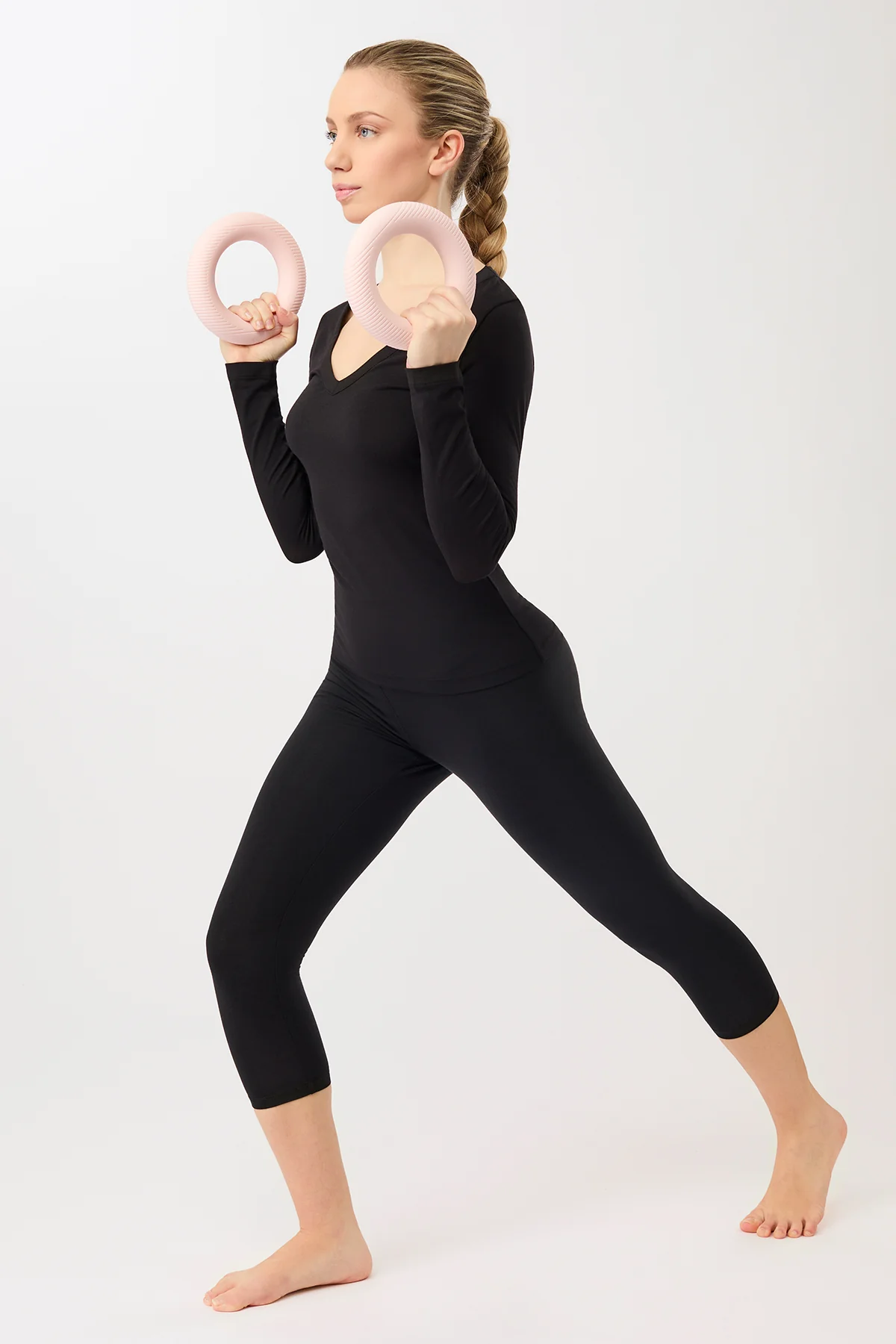 Mandala Slim V-Neck - Black-4