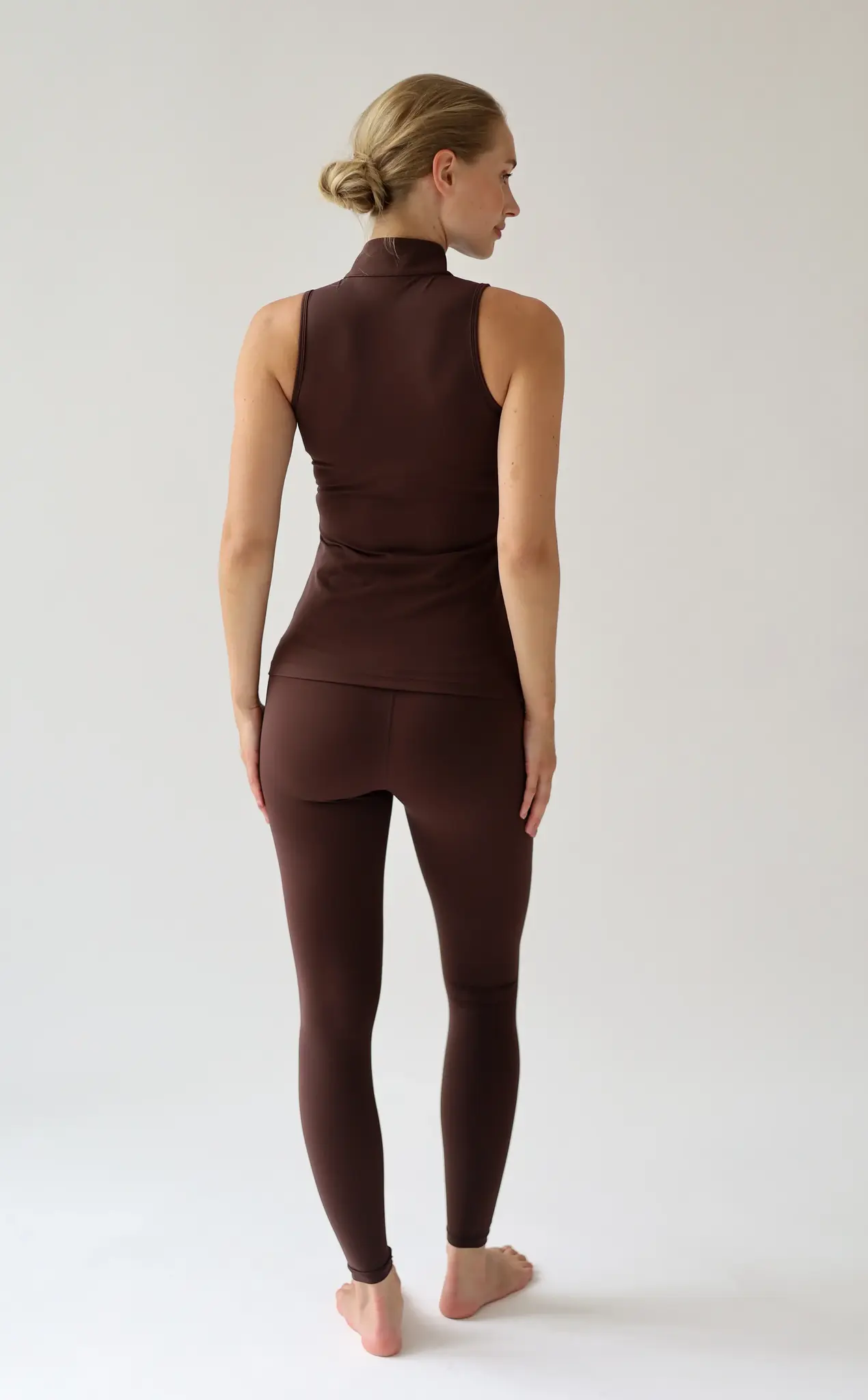 House of Gravity Signature Leggings - Cacao Brown-2
