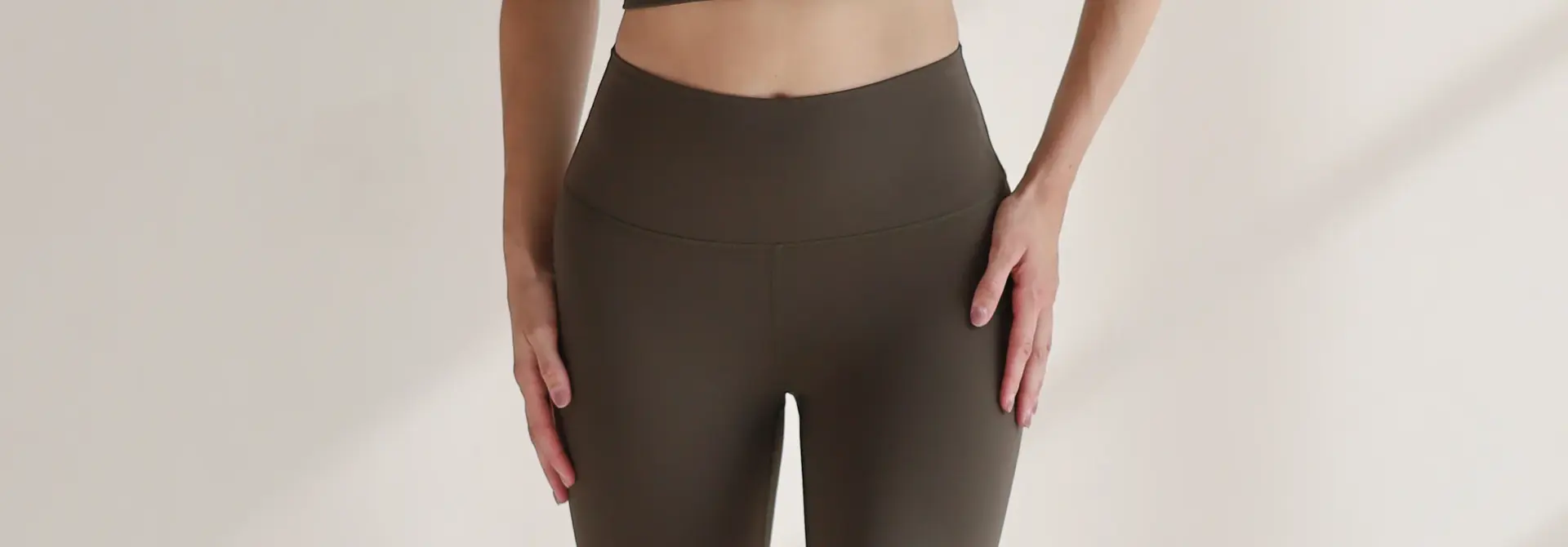 House of Gravity Signature Leggings – Olivgrün
