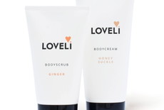 Ze zijn er; de Loveli Bodyscrub en Loveli Bodycreme 