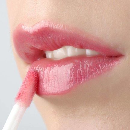 Lip make-up