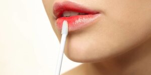 Hoe gebruik ik een lipgloss?