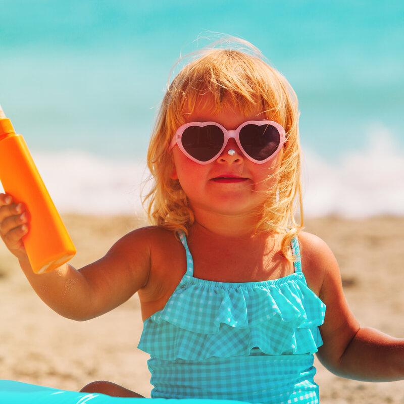 Wat je moet weten over zonnebrand voor baby's en kinderen