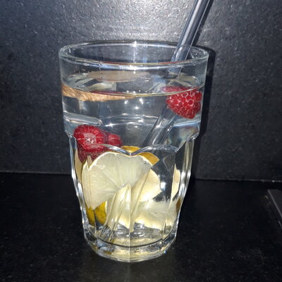 Tips voor heerlijk verfrissend water met een smaakje