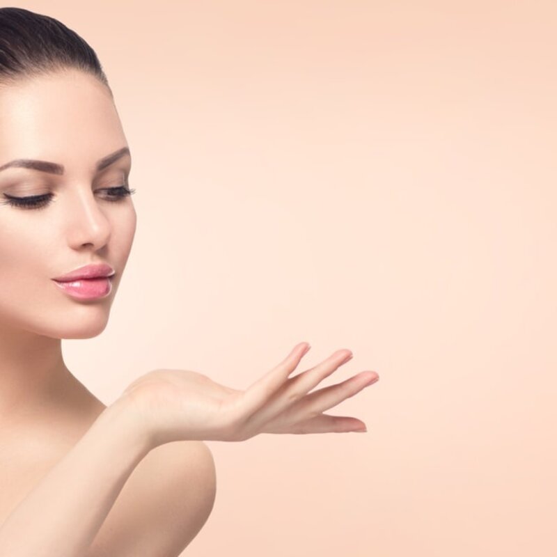 Chirurgische procedures die vrouwen gebruiken om er beter uit te zien