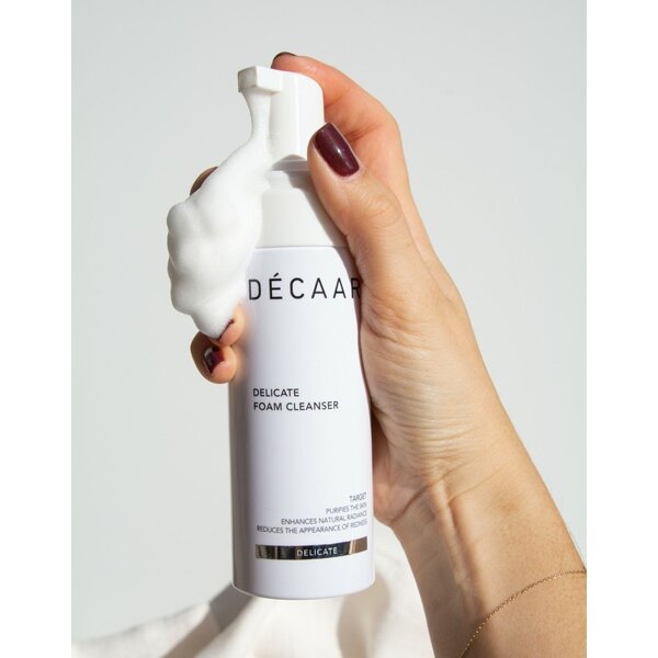 Decaar  Delicate Foam Cleanser gezichtsreiniging voor gevoelige huid  150ml