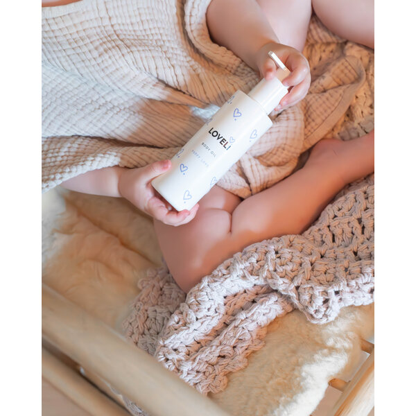 Loveli Body oil Poppy Love 200ml - huidolie voor zwangeren en baby's