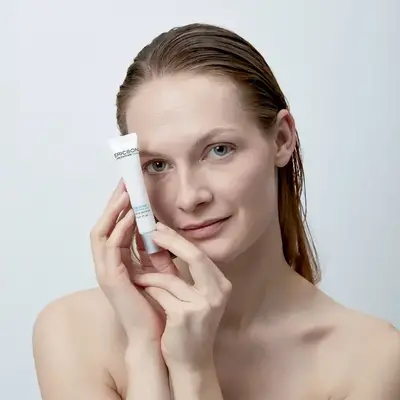 Bioptic Micro collagen lifting for eye zone 