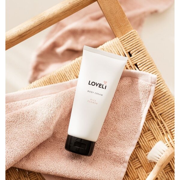 Loveli Bodycreme Rice Flower voor de droge huid 200ml