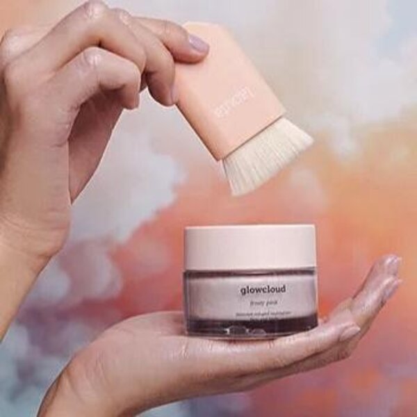 LAOUTA NATURAL  PRODUCTS Glowcloud Frosy Pink – Puder mit einem schönen, dezenten Schimmer  50 ml