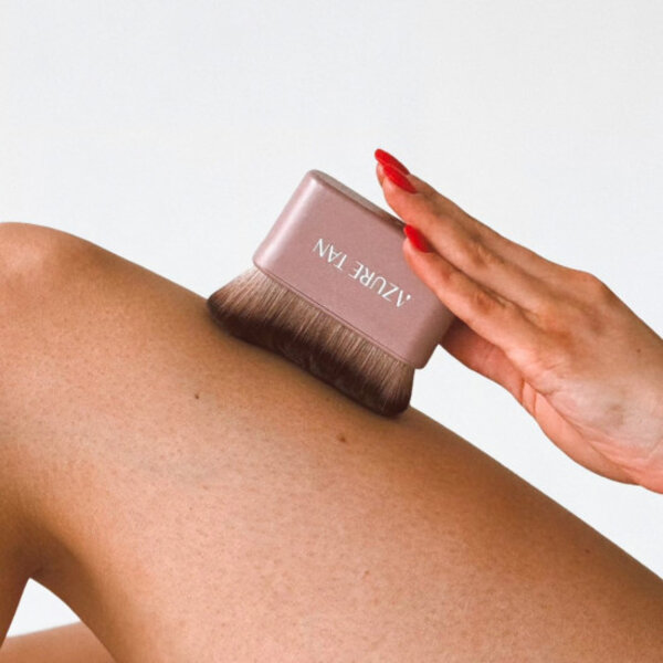 Azure Tan Selftanning Tanbuki Blending Brush