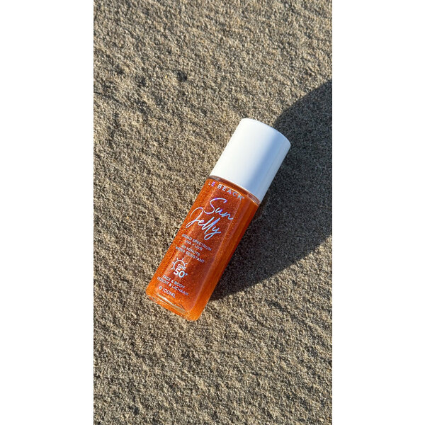 Le Beach Sunjelly SPF50+ zonnebrand voor gezicht en lichaam - niet vet, trekt snel in - een van Viva Donns's favorites 100ml