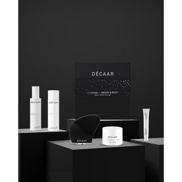 Decaar  Detox & Reset Set mit Gesichtsreinigung, Peeling-Gesichtsbürste und Gesichtsmaske