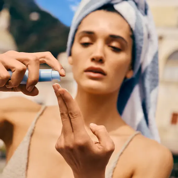 Darling suncare Glowy Screen Sonnenschutz für das Gesicht SPF 50+ 40ml - Sonnenschutz - verleiht der Haut einen schönen Glanz